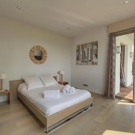 Villa Frgk Luxury Lord Brougham, Croix-des-gardes Heated Pool & Ultra-fast Wi-fi Cannes