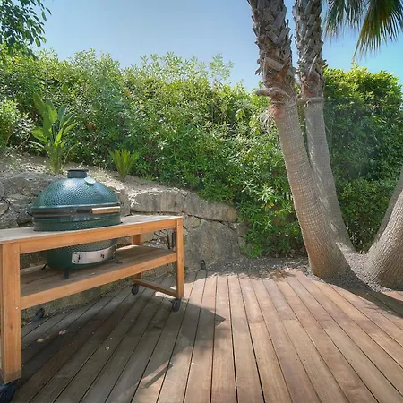 Frgk Luxury Lord Brougham, Croix-des-gardes Heated Pool & Ultra-fast Wi-fi Villa