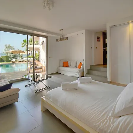 Frgk Luxury Lord Brougham, Croix-des-gardes Heated Pool & Ultra-fast Wi-fi *