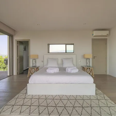 Frgk Luxury Lord Brougham, Croix-des-gardes Heated Pool & Ultra-fast Wi-fi *