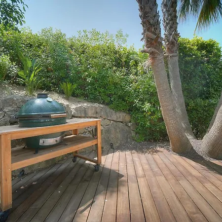 Villa Frgk Luxury Lord Brougham, Croix-des-gardes Heated Pool & Ultra-fast Wi-fi
